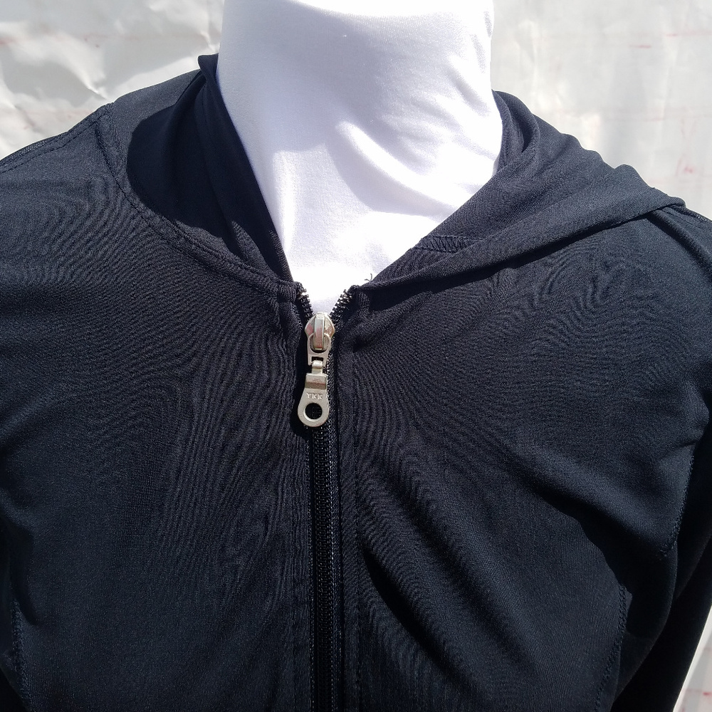 cAbi full zip black athletic top mesh inset 576 - Picture 4 of 6